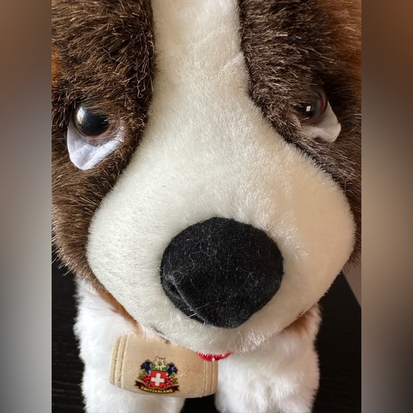 Switzerland stuffed Dog - Picture 6 of 7